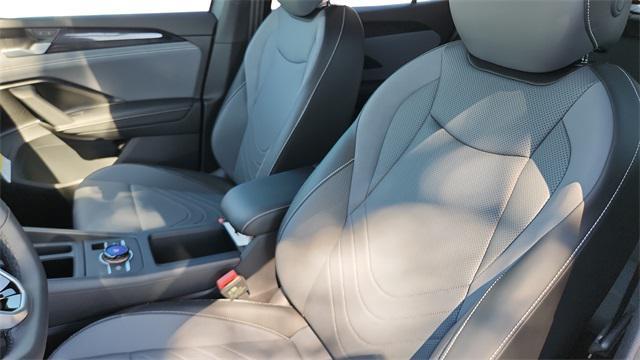 new 2025 Volkswagen Tiguan car, priced at $35,846