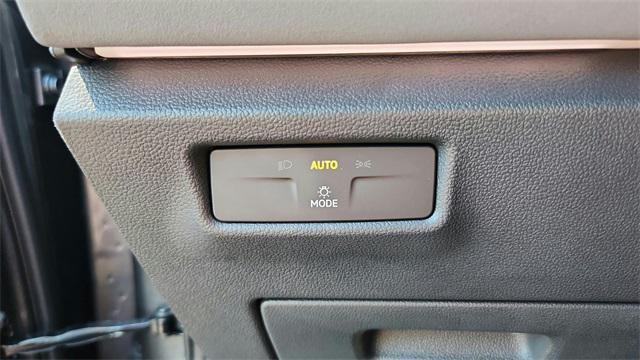 new 2025 Volkswagen Tiguan car, priced at $35,846