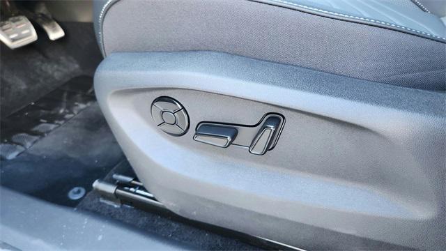 new 2026 Volkswagen Tiguan car, priced at $38,980