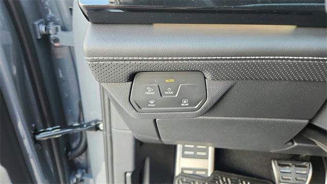 new 2026 Volkswagen Atlas Cross Sport car, priced at $55,886