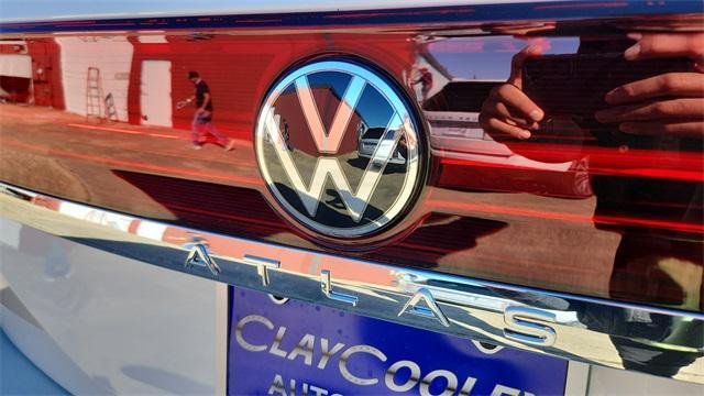 new 2025 Volkswagen Atlas car, priced at $42,734