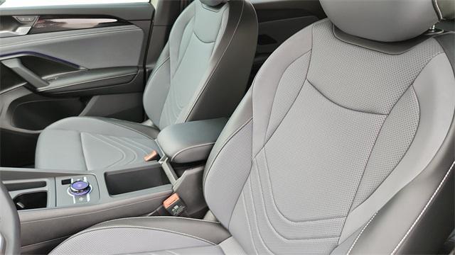 new 2025 Volkswagen Tiguan car, priced at $36,667