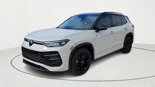 new 2025 Volkswagen Tiguan car, priced at $36,667