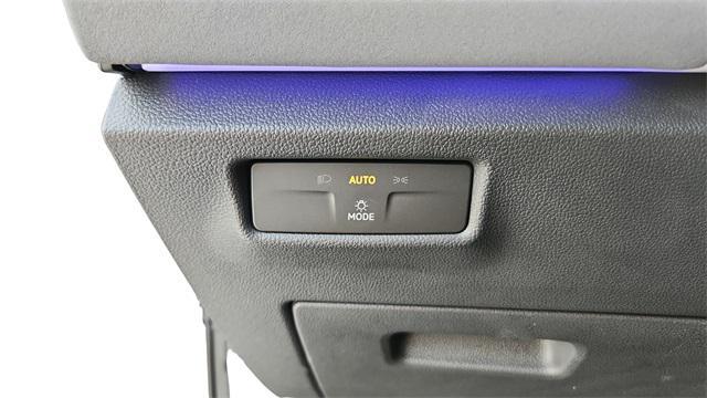 new 2025 Volkswagen Tiguan car, priced at $36,667