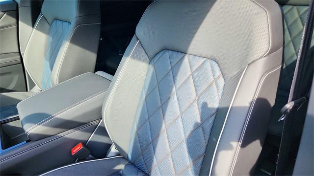 new 2025 Volkswagen Atlas Cross Sport car, priced at $51,372