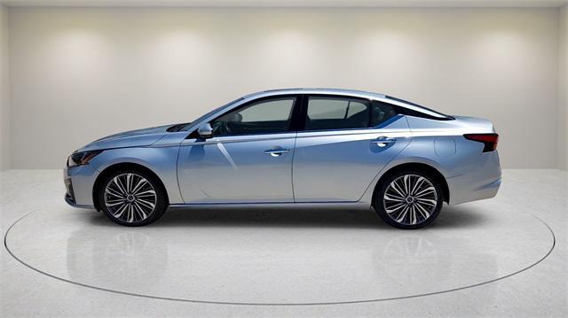 used 2023 Nissan Altima car, priced at $24,305