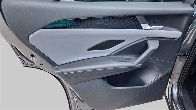 new 2025 Volkswagen Tiguan car, priced at $31,672