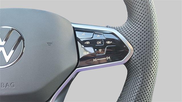 new 2024 Volkswagen Tiguan car, priced at $31,500