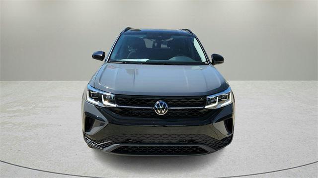 new 2024 Volkswagen Taos car, priced at $31,622