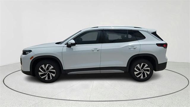new 2025 Volkswagen Tiguan car, priced at $28,015