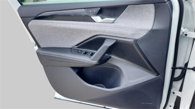 new 2025 Volkswagen Tiguan car, priced at $28,015