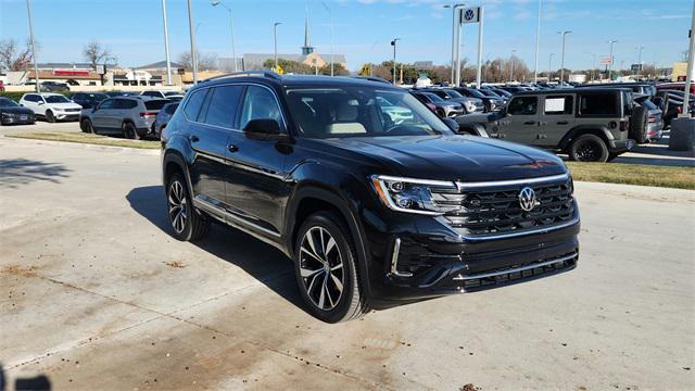 new 2025 Volkswagen Atlas car, priced at $53,555