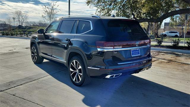 new 2025 Volkswagen Atlas car, priced at $53,555