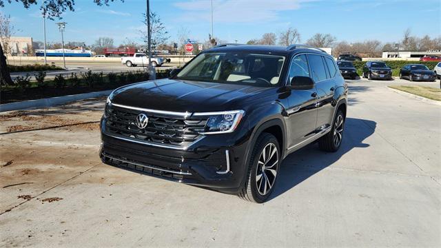 new 2025 Volkswagen Atlas car, priced at $53,555