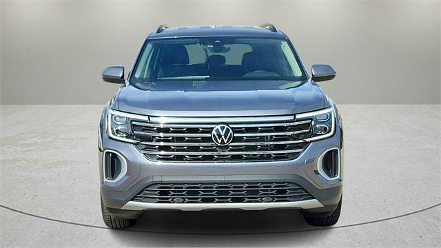 new 2025 Volkswagen Atlas car, priced at $37,274
