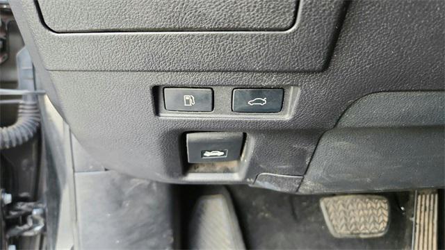 used 2021 Lexus ES 350 car, priced at $33,357