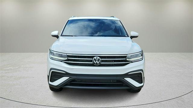 new 2024 Volkswagen Tiguan car, priced at $32,008