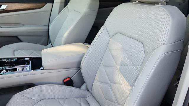 new 2025 Volkswagen Atlas car, priced at $42,839