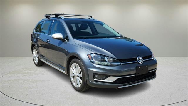 used 2018 Volkswagen Golf Alltrack car, priced at $15,967