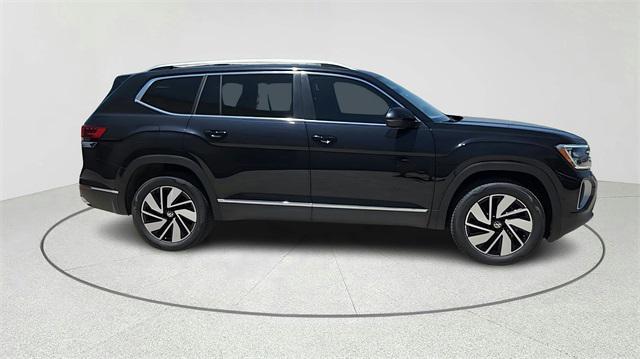 new 2025 Volkswagen Atlas car, priced at $46,170