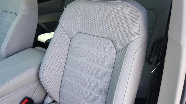 new 2025 Volkswagen Atlas car, priced at $46,170