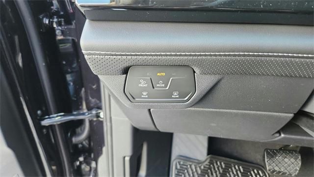 new 2026 Volkswagen Atlas car, priced at $47,226