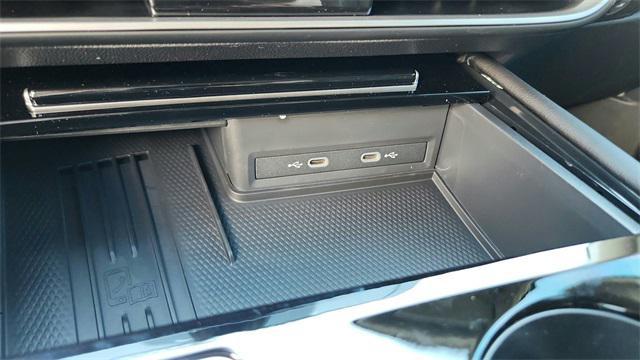 new 2026 Volkswagen Atlas car, priced at $47,226