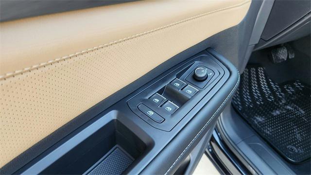 new 2026 Volkswagen Atlas Cross Sport car, priced at $39,901