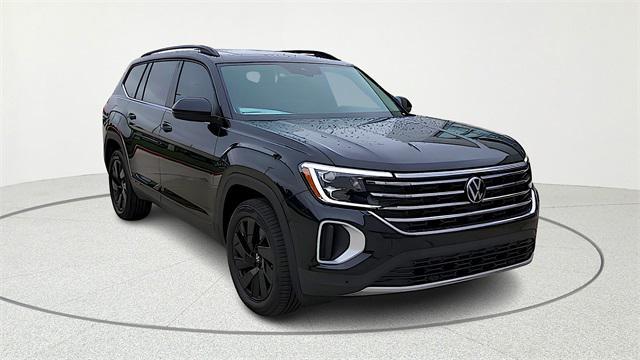 new 2026 Volkswagen Atlas car, priced at $45,418