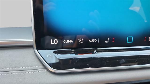 new 2025 Volkswagen Tiguan car, priced at $36,558