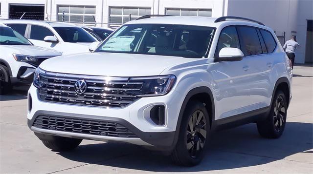 new 2024 Volkswagen Atlas car, priced at $39,590