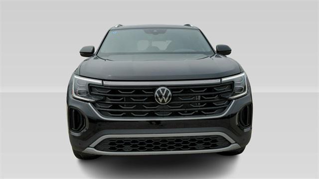 new 2024 Volkswagen Atlas Cross Sport car, priced at $44,426