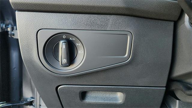 new 2024 Volkswagen Tiguan car, priced at $26,700