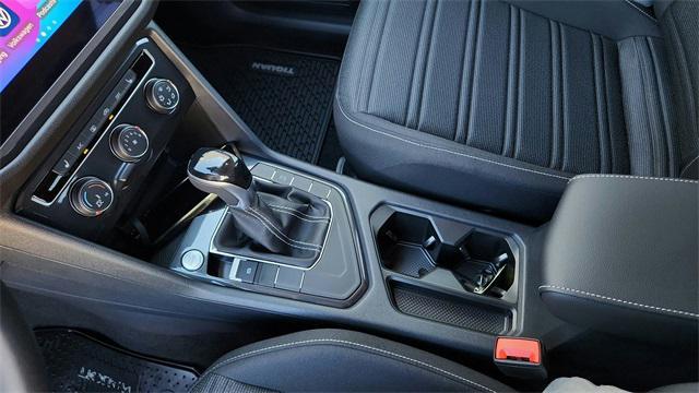 new 2024 Volkswagen Tiguan car, priced at $26,700
