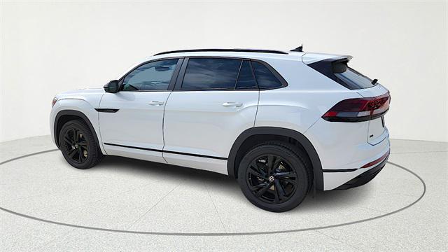 new 2026 Volkswagen Atlas Cross Sport car, priced at $52,826