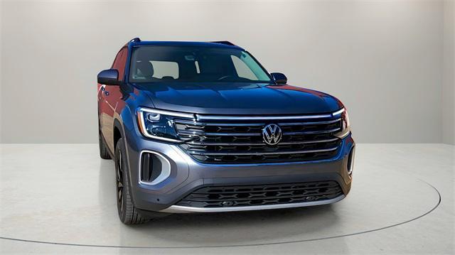 new 2025 Volkswagen Atlas car, priced at $43,339