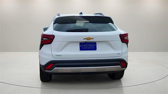 used 2025 Chevrolet Trax car, priced at $23,101