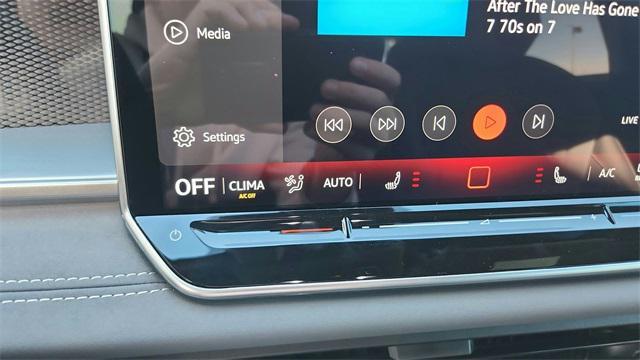 new 2026 Volkswagen Tiguan car, priced at $38,980