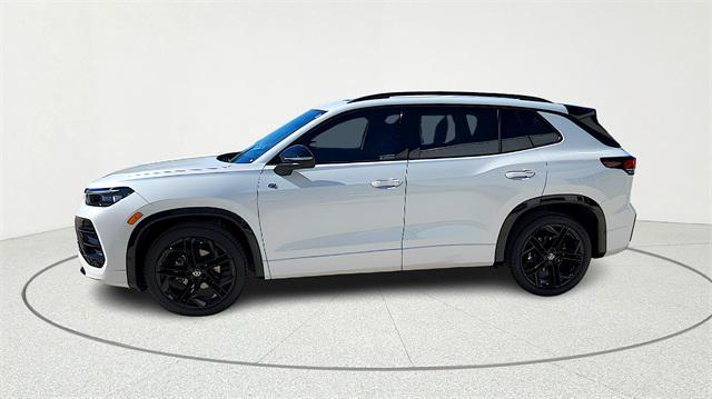 new 2026 Volkswagen Tiguan car, priced at $38,980