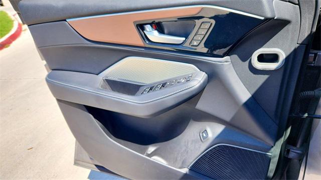 used 2022 Acura MDX car, priced at $34,899