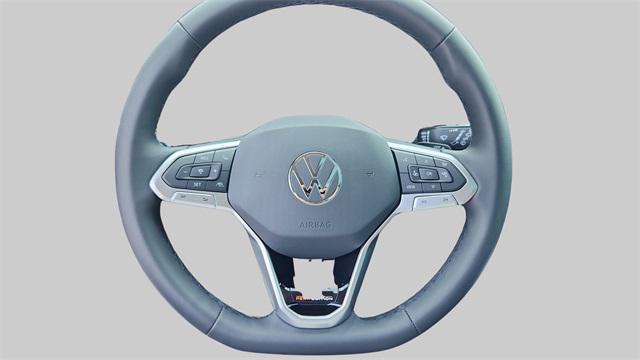 new 2025 Volkswagen Atlas car, priced at $44,675