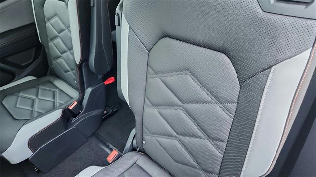 new 2025 Volkswagen Atlas car, priced at $44,675