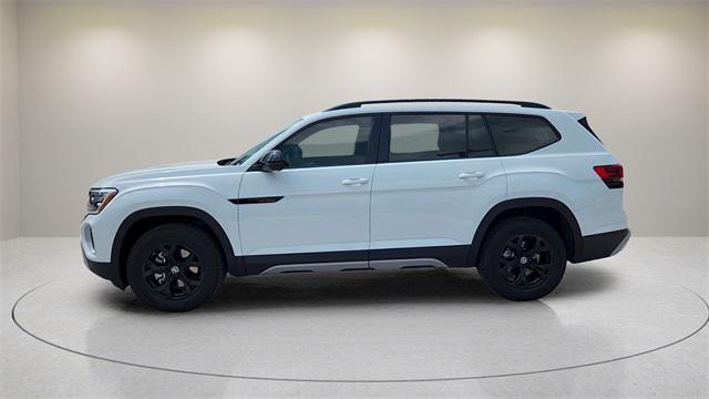 new 2025 Volkswagen Atlas car, priced at $45,899