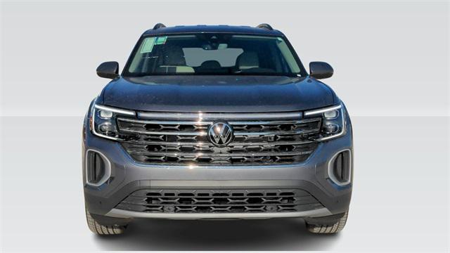 new 2024 Volkswagen Atlas car, priced at $38,946