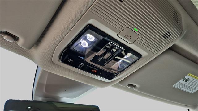 new 2025 Volkswagen Atlas car, priced at $51,009