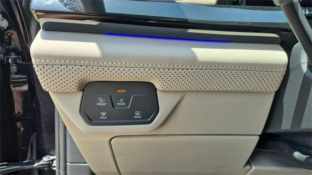 new 2025 Volkswagen Atlas car, priced at $51,009