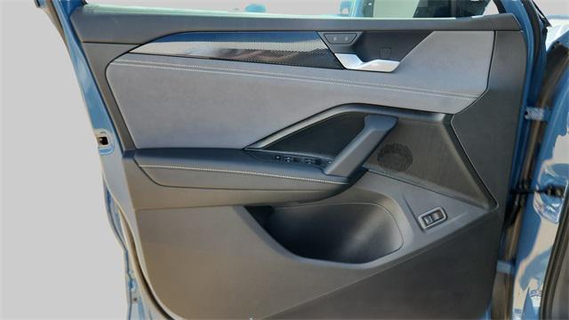 new 2025 Volkswagen Tiguan car, priced at $36,663