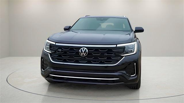 new 2025 Volkswagen Atlas Cross Sport car, priced at $51,755