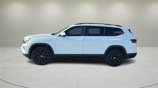 new 2025 Volkswagen Atlas car, priced at $46,521