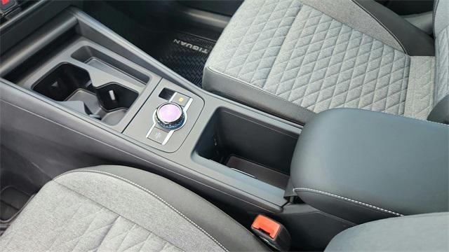 new 2025 Volkswagen Tiguan car, priced at $28,741